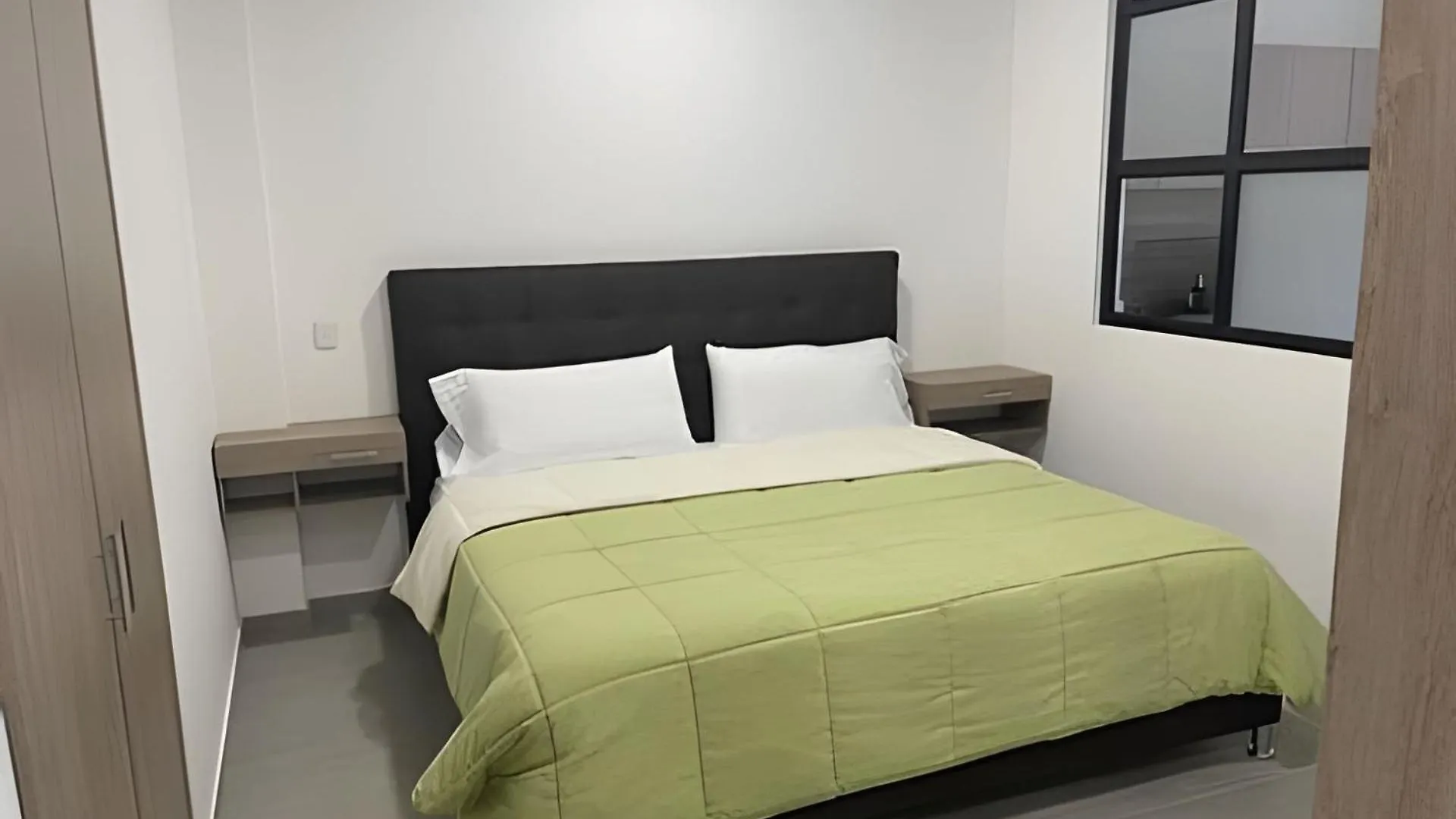 Loft Con Vista A La Montana Διαμέρισμα Cali